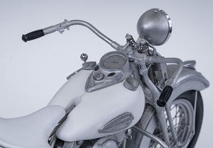 1/9 Model Factory Hiro MFH Harley Davidson Kucklehead 1940/1947 Full Detail Model Kit Version A K637